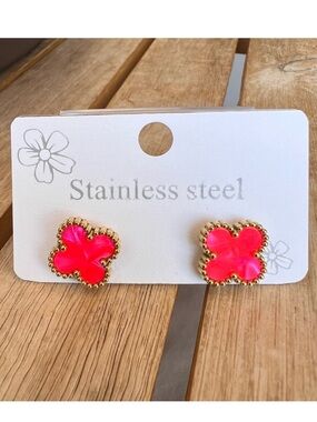 Stainless Steel Pink Clover Stud Earrings